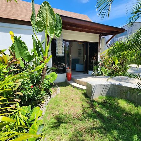 Bali Akasa Villa スミニャック エクステリア 写真